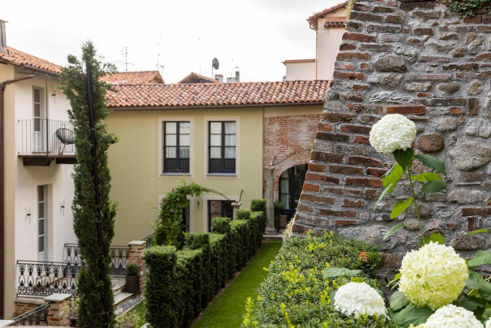 Palazzo Fauzone Relais Bed & Breakfast Mondovi Exterior photo