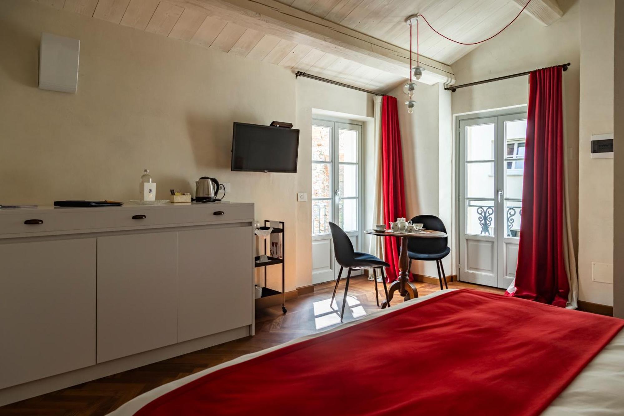 Palazzo Fauzone Relais Bed & Breakfast Mondovi Exterior photo
