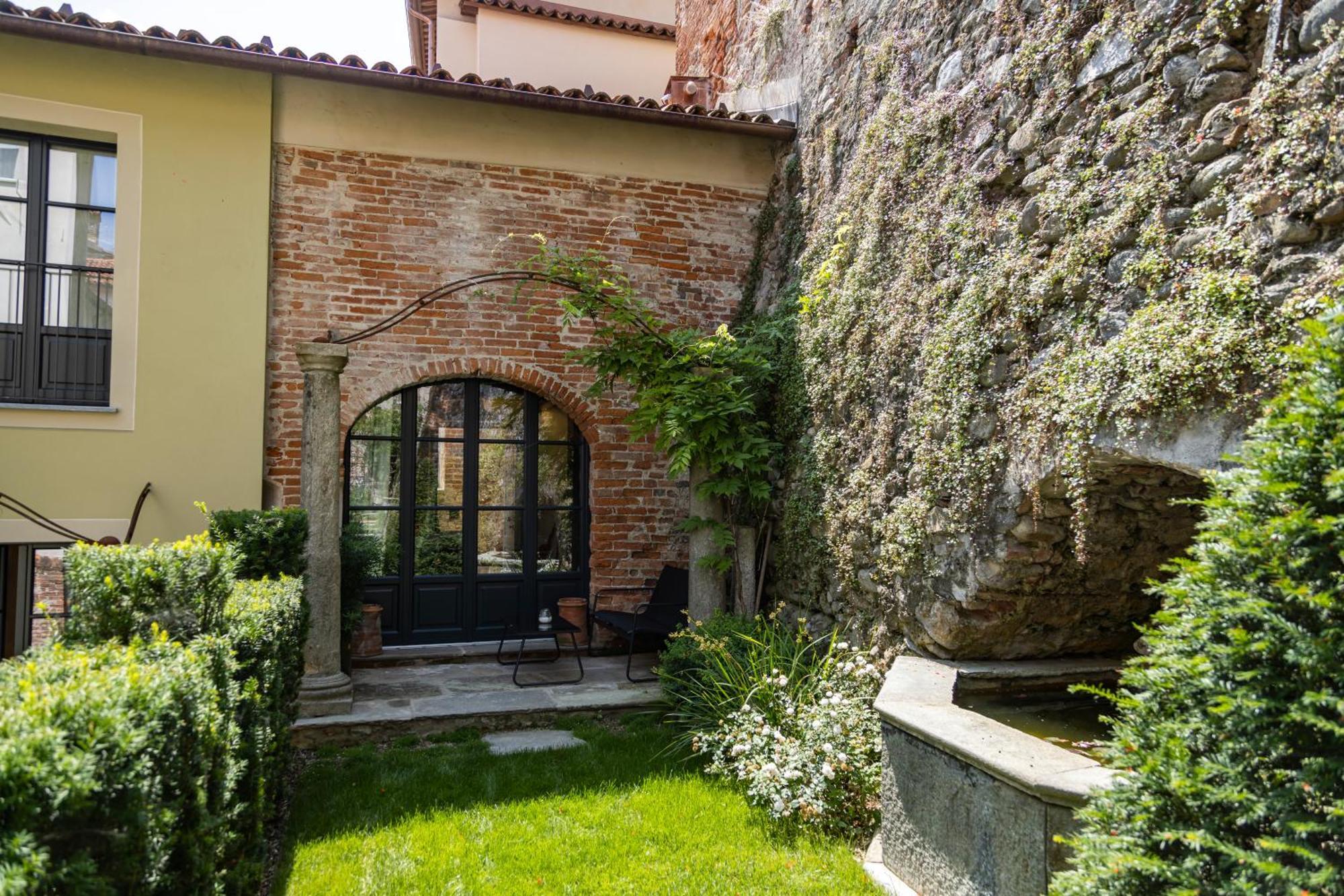 Palazzo Fauzone Relais Bed & Breakfast Mondovi Exterior photo